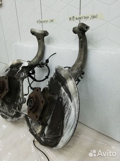Кулак поворотный передний Audi A5 B9 8W