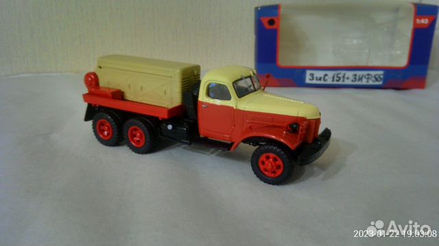 Модель СССР 1 : 43 зис 151(с зиф 55 )