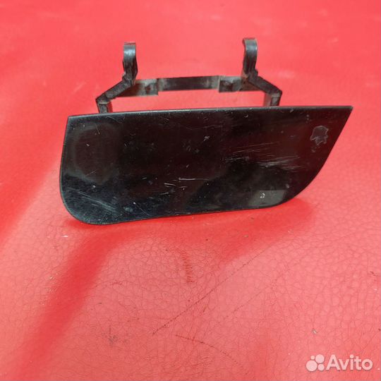 Мерседес 220 заглушка омывателя фар левая