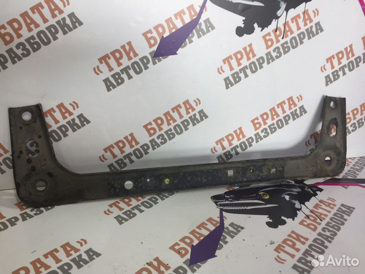 Ниссан Ноут Планка под радиатор