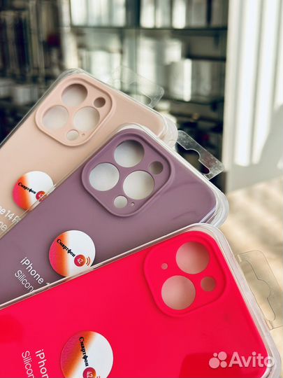 Чехол на iPhone 14 / Pro / Pro Max