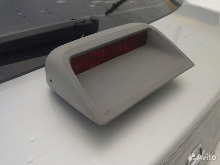 Форд Таурус дополнительный стоп сигнал