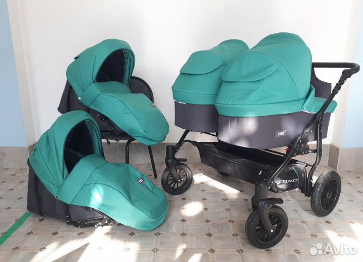 Коляска для двойни Riko Saxo. /Новая