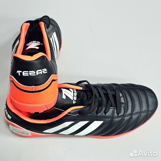 Футбольные бутсы сороконожки Adidas Copa