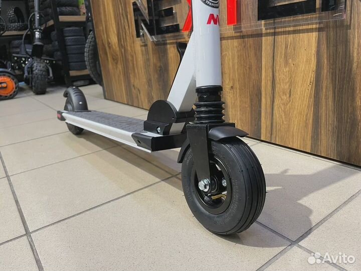 Электросамокат Midway Mini белый