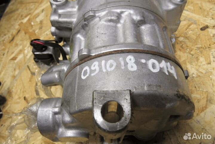 Компрессор кондиционера Audi Q7 4M