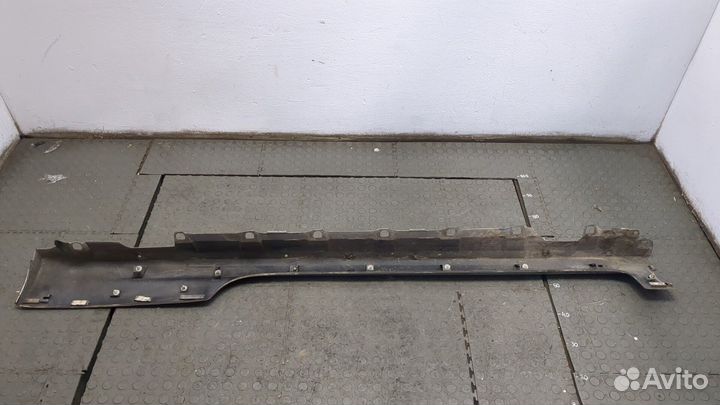 Накладка на порог правая передняя Toyota Corolla E12