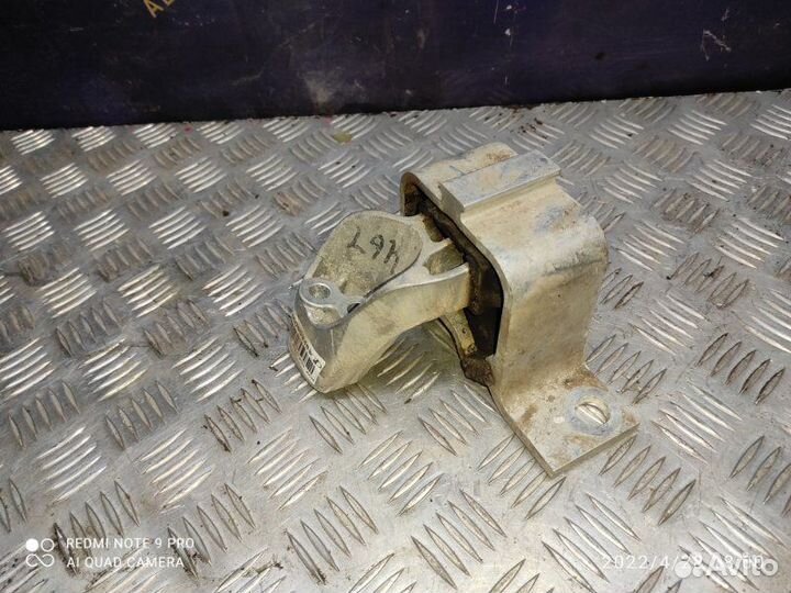 Подушка двигателя LADA Largus универсал 1.6 2019