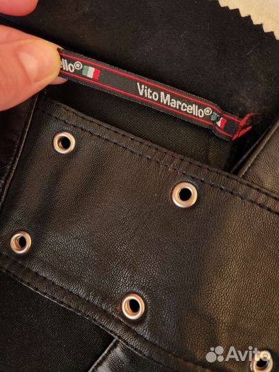 Вещи женские. Есть Италия