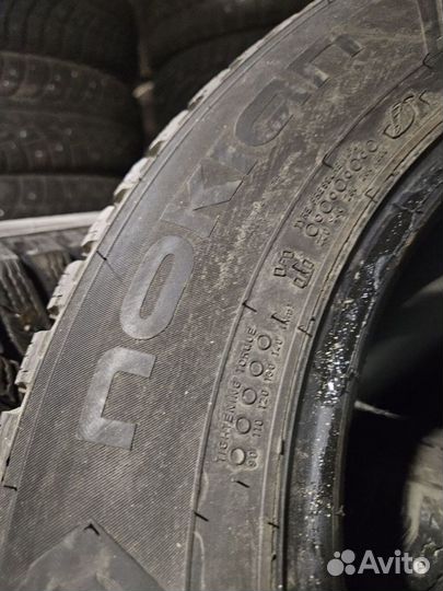 Nokian Tyres Hakkapeliitta 8 215/60 R16