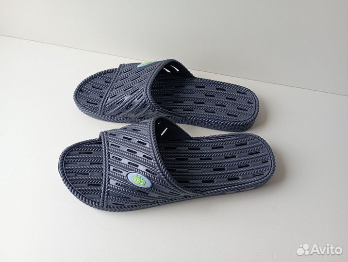 Шлепки женские 37 размер новые для бассейна