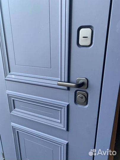 Дверь входная