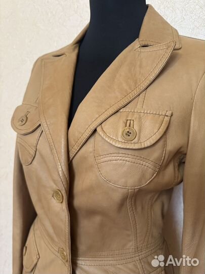 Пиджак женский из натуральной кожи цвета Camel