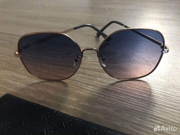 Солнцезащитные очки