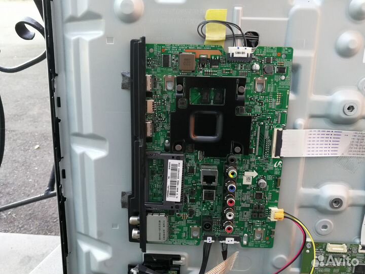 Телевизор samsung UE32N5300 (Разбор)(По запчастям)