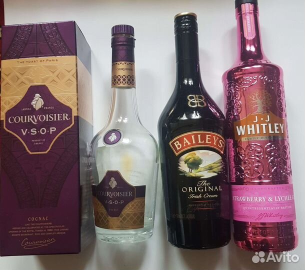 Бутылки коробки банки