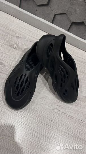 Кросовки- сабо adidas Yeezy foam