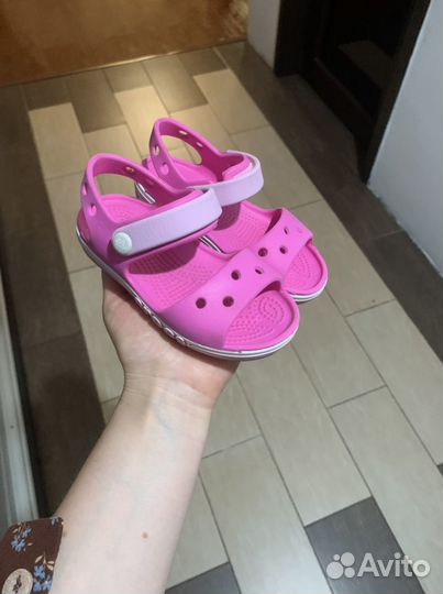 Сандали crocs c7