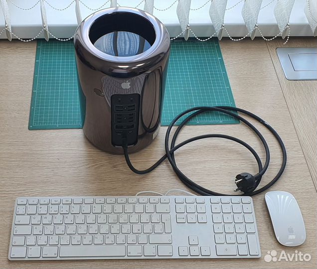 MacPro 2013 топ 12 ядерный
