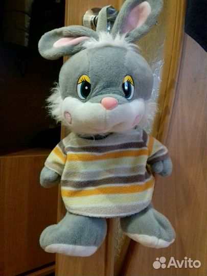 Игрушку-рюкзак