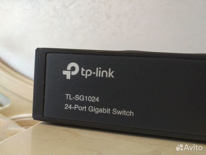 Сетевой коммутатор TP-link TL-SG1024