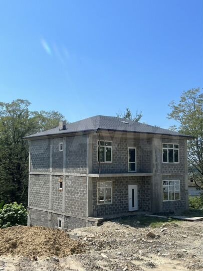 Коттедж 333 м² на участке 6 сот.