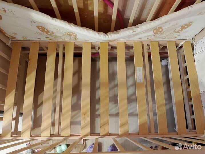 Детская кроватка