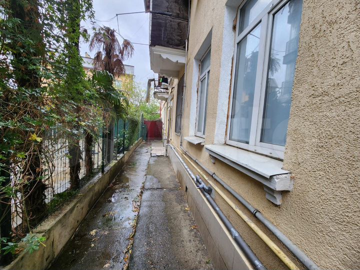 Комната 18 м² в 1-к., 1/2 эт.