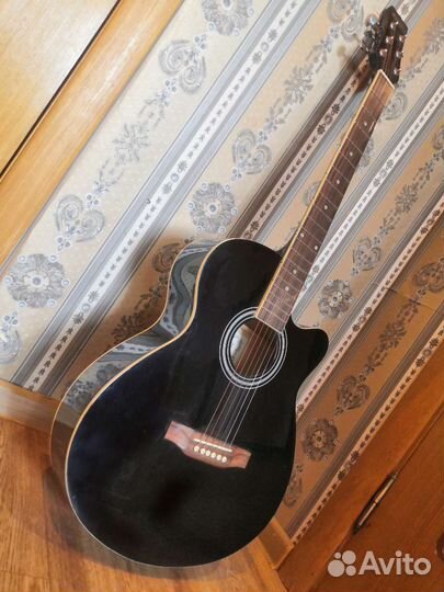 Акустическая гитара martinez