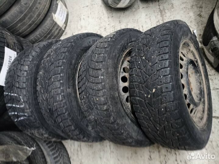 Dunlop SP Winter Ice02 195/65 R15