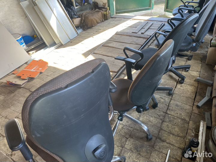 Офисный стул