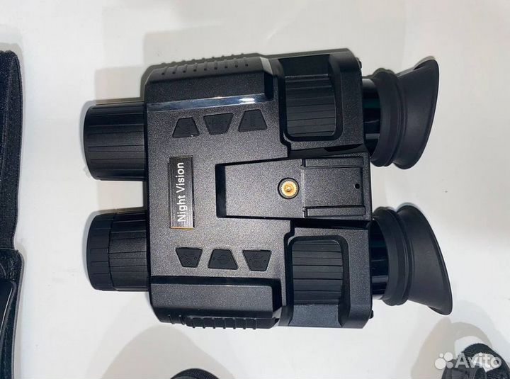 Прибор ночного видения /пнв /С креплением