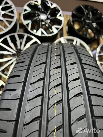 Roadstone N'Fera RU5 245/55 R19 103V