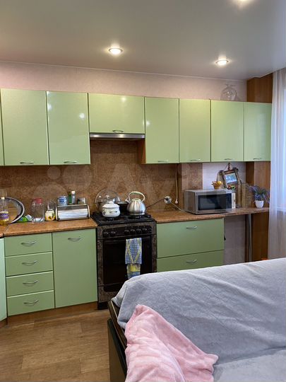 2-к. квартира, 74 м², 8/9 эт.