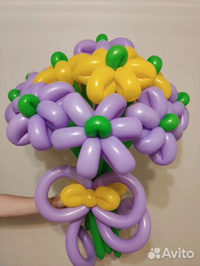 Букеты и фигуры из воздушных шаров