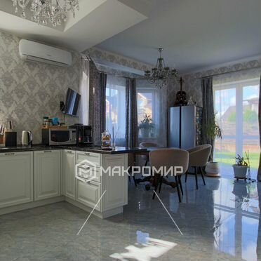 Таунхаус 128 м² на участке 3 сот.