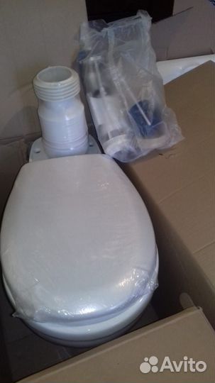 Ванна и унитаз (новые с упаковкой)