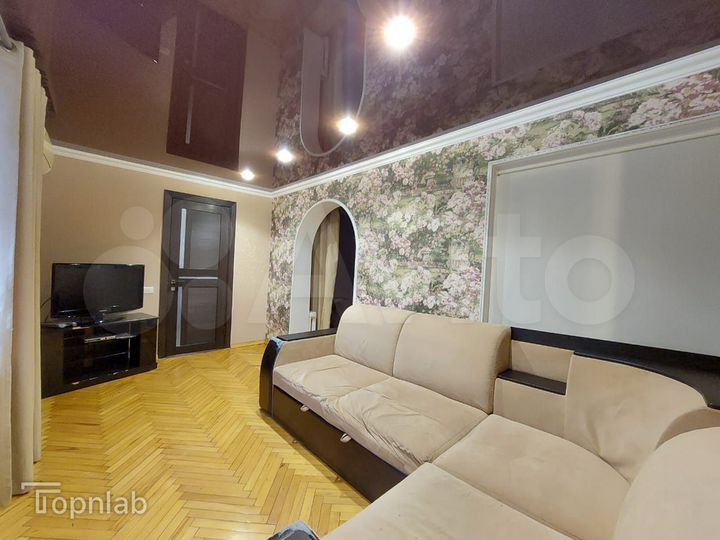 4-к. квартира, 76 м², 1/5 эт.