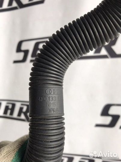 Патрубок воздушной системы Audi A6 С6