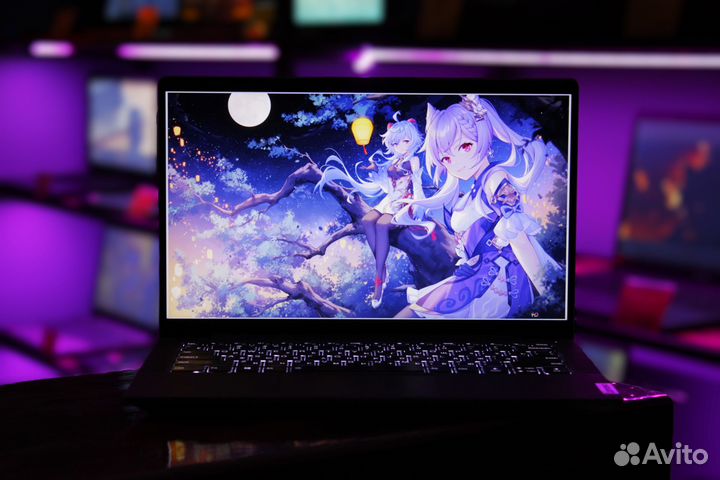 Современный стильный ноутбук с подсветкой