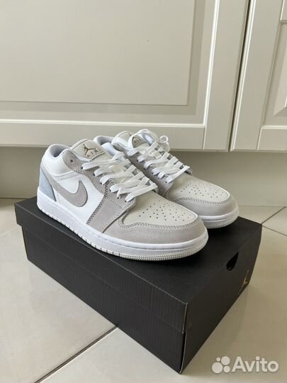 Кроссовки Nike Air Jordan 1 Low Paris