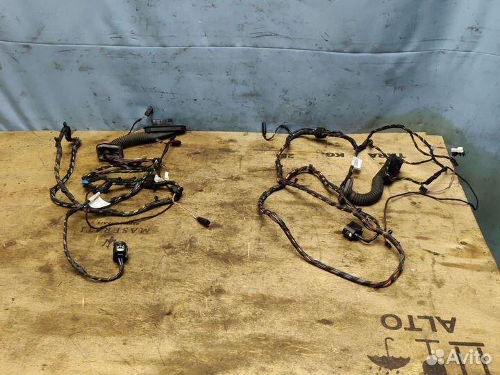 Проводка задней двери BMW X5 E70