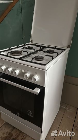 Газовая плита бу Electrolux