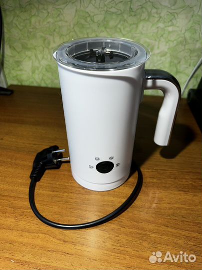 Капучинатор вспениватель молока новый
