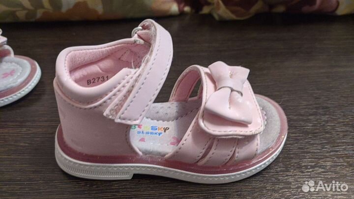 Сандалии для девочки