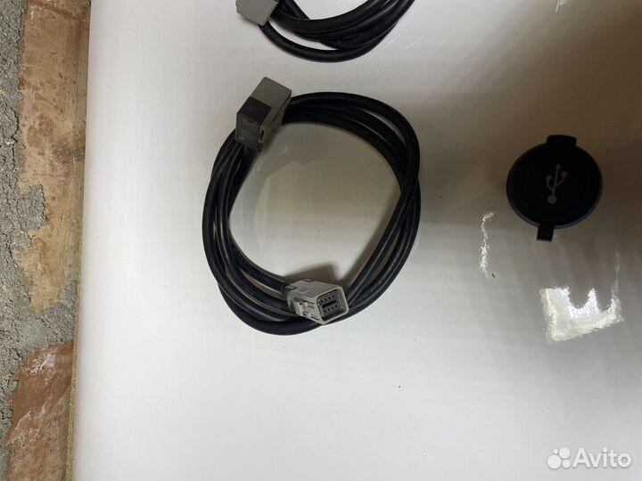 LADA vesta разъем USB