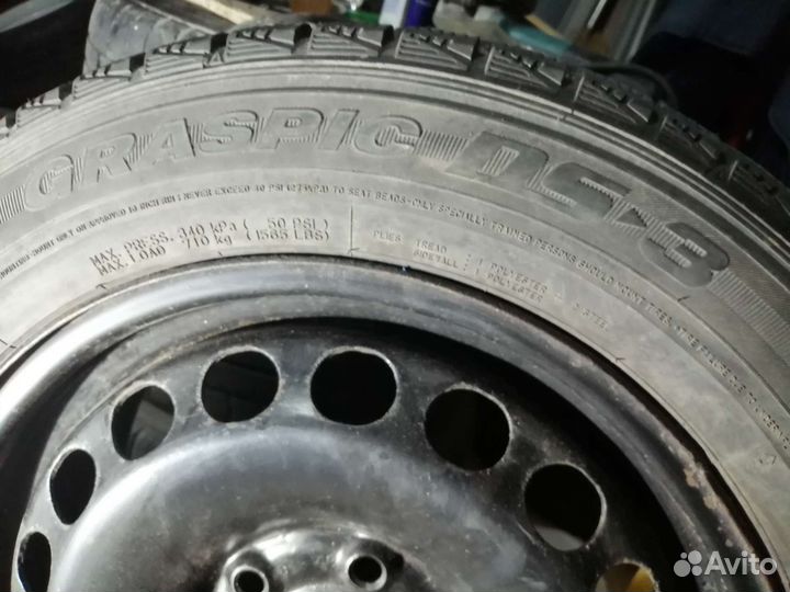 R16 Dunlop Graspic DS3 205/60, PCD 5x112 DIA 60