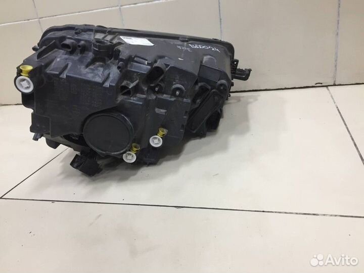 Фара передняя левая Skoda Karoq