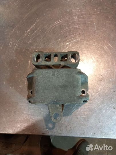 Подушка (опора) двигателя VW,skoda, audi