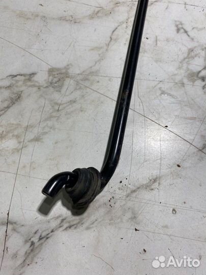 Упор капота Volkswagen Polo MK5 cfna 2012